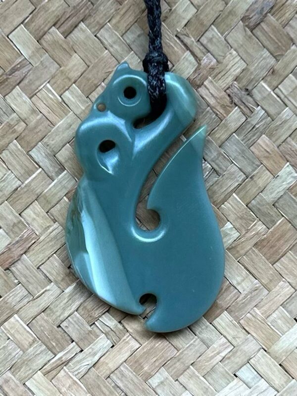 Manaia/Hook