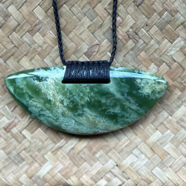 Curved Pendant