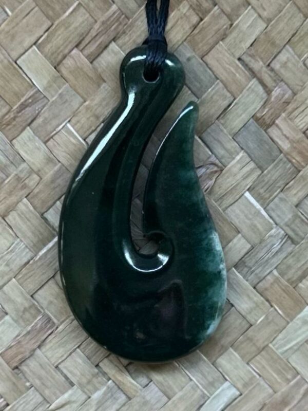 Hei Matau (Fish Hook)
